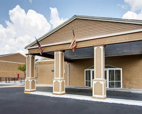 Econo Lodge Pine Bluff image 8